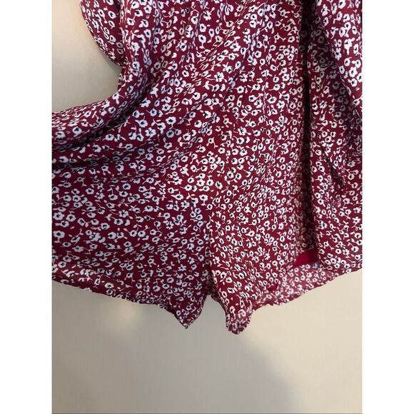 Dee Elle Floral Print Romper Woman’s Size Large One Piece - Picture 4 of 8